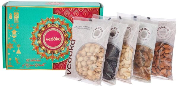 Amazon Brand - Vedaka Premium Dry Fruits Gift Box | 1 Kg | 200 Gram Each -Almonds, Cashews, Raisins, Pistachios & Cranberries - Image 5