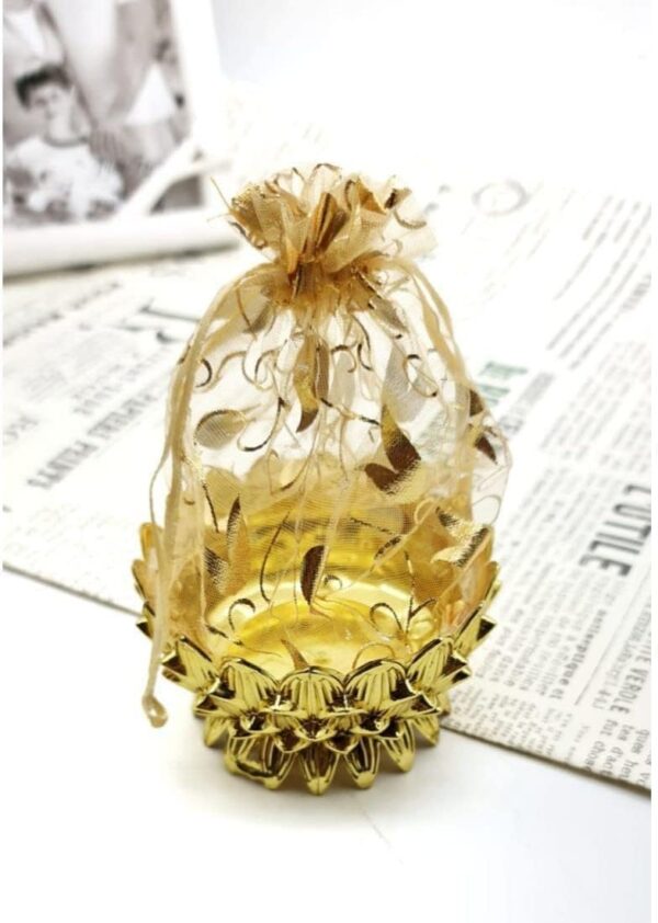 SATYAM KRAFT 6 Pcs Mini Acrylic Lotus Golden Decorative Boxes | Multipurpose Gift Packaging for Wedding, Pooja, Haldi, Mehendi, Return Gifts, Dry Fruits, Sweets, Potli & Festive Hampers | Traditional Favor potli (Gold, Round, 14 x 7.5 cm) - Image 4