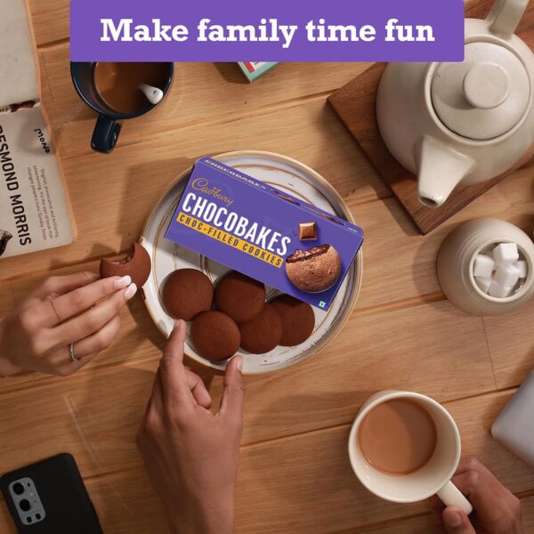 Cadbury Chocobakes Chocfilled Cookies, 126.5 g - Image 5