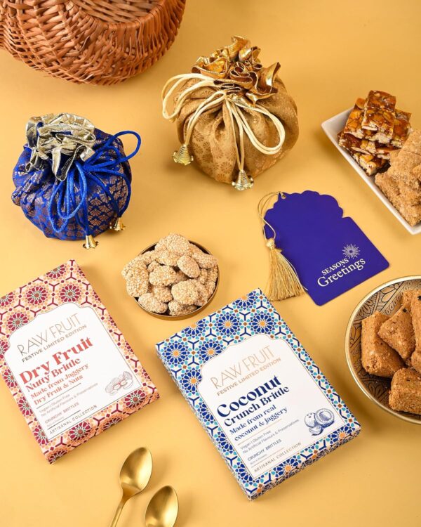 Hyperfoods® New Year Gifts For Friends Gift For Makar Sankranti Gajak Barfi New Year Gift Gajak Combo Chikki Gajak Gud Gajak Til Chikki Lohri Gift Hamper Gift Hamper Wicker Basket For Gifts - Image 4